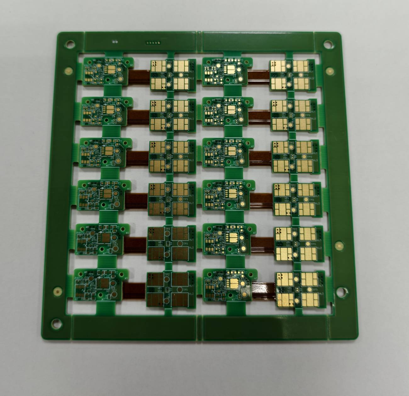 軟硬結合板 01 反面